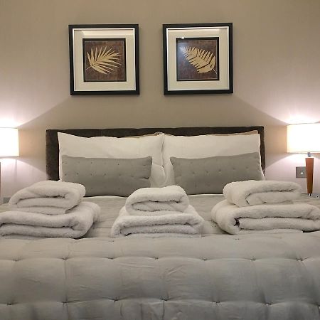 Trafalgar Luxury Suites Londen Buitenkant foto