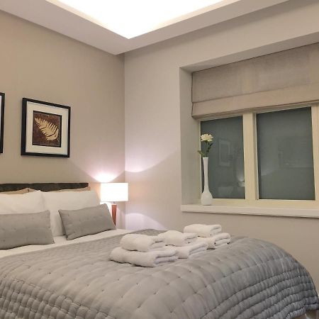 Trafalgar Luxury Suites Londen Buitenkant foto