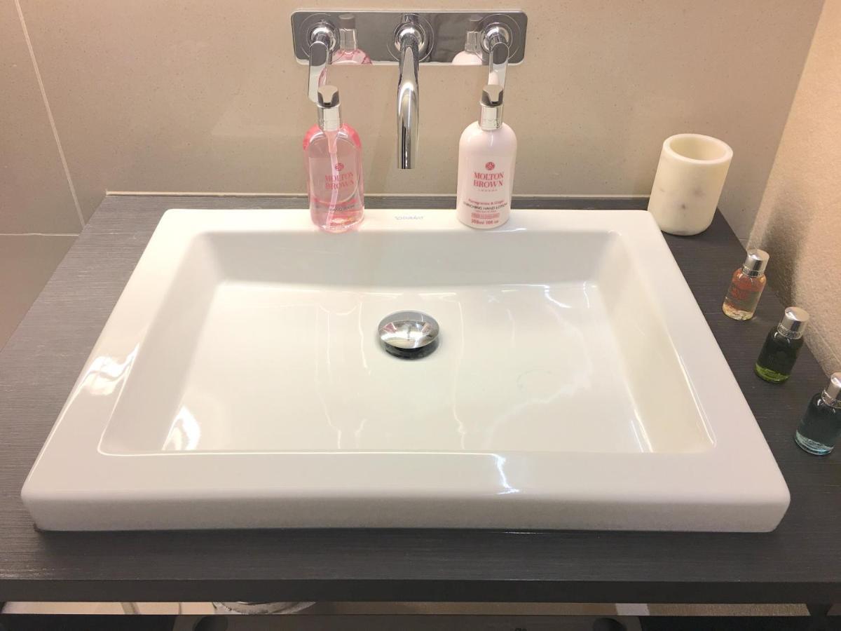 Trafalgar Luxury Suites Londen Buitenkant foto