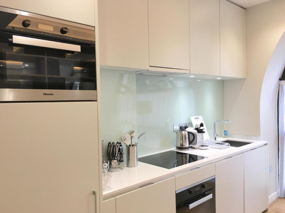 Trafalgar Luxury Suites Londen Buitenkant foto